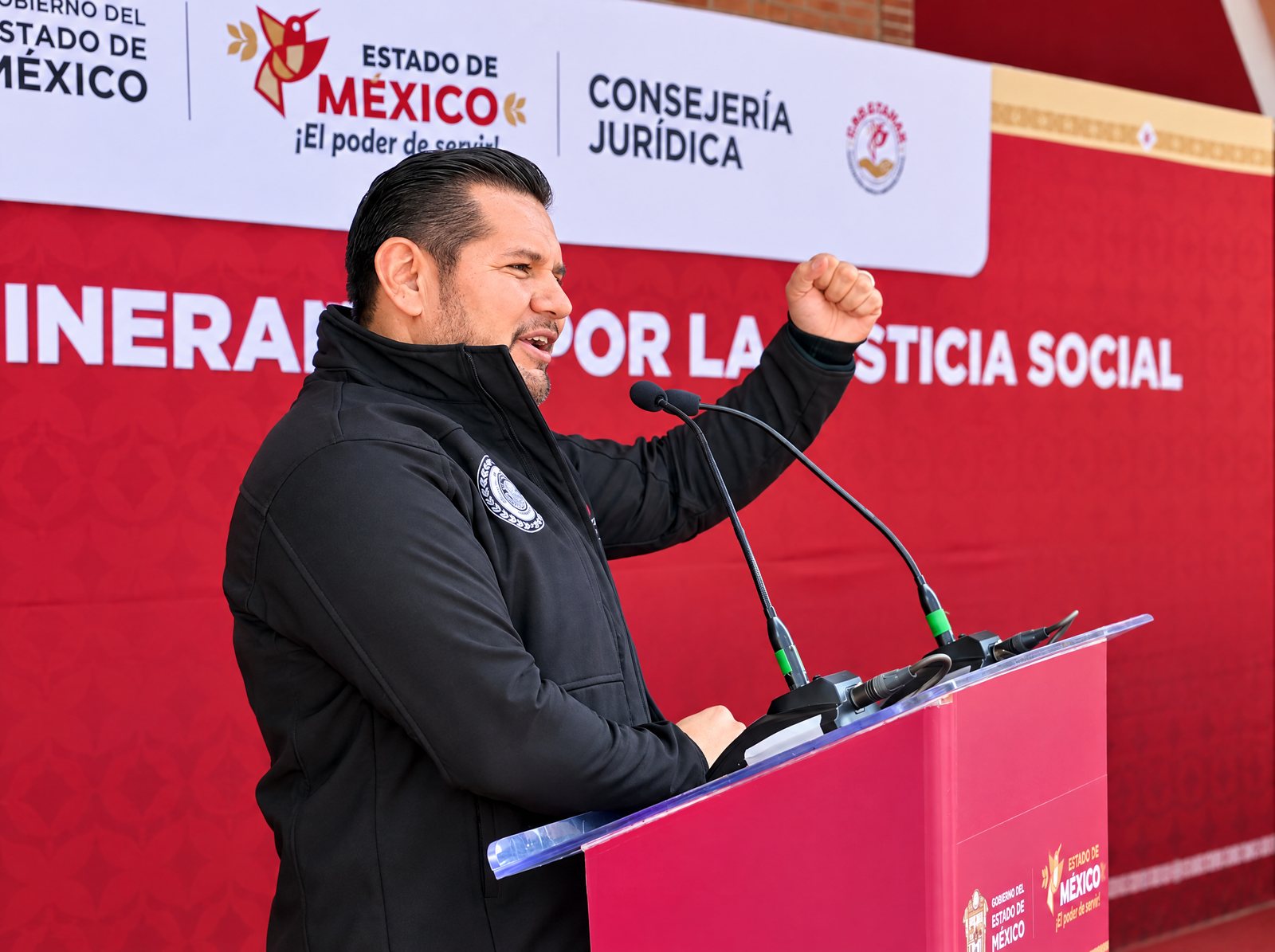 Samuel Ríos en su mensaje a las y los vecinos